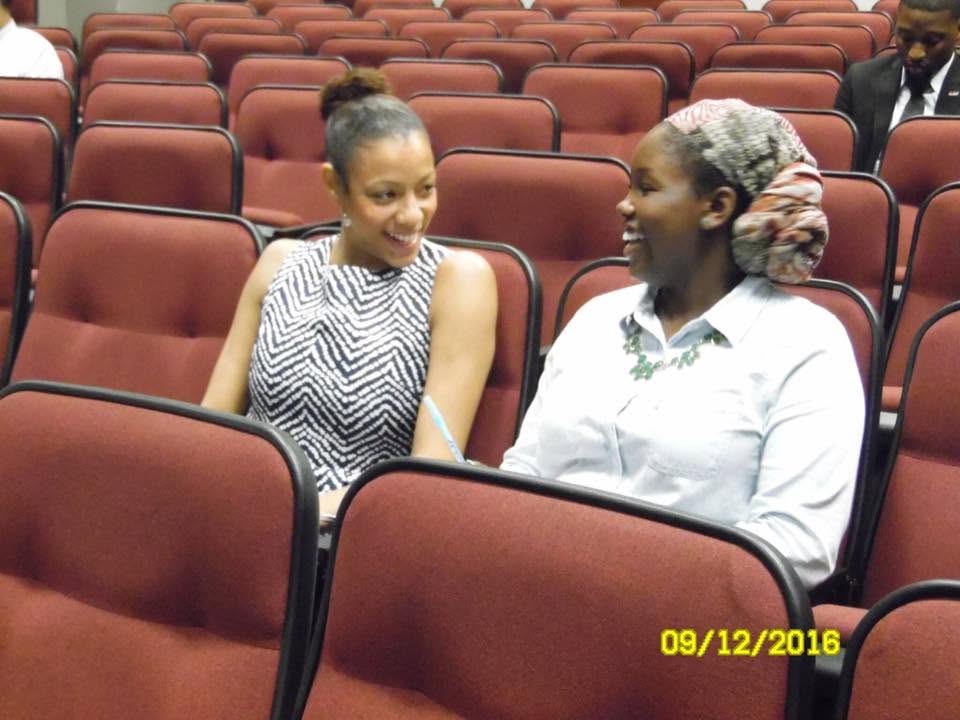 Mia Stokes in a one-on-one eMentor conversation at Texas Southern University in 2016